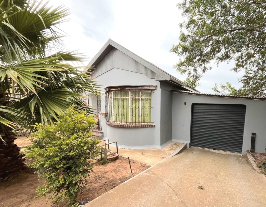 3 Bedroom Property for Sale in Heuwelkruin Eastern Cape